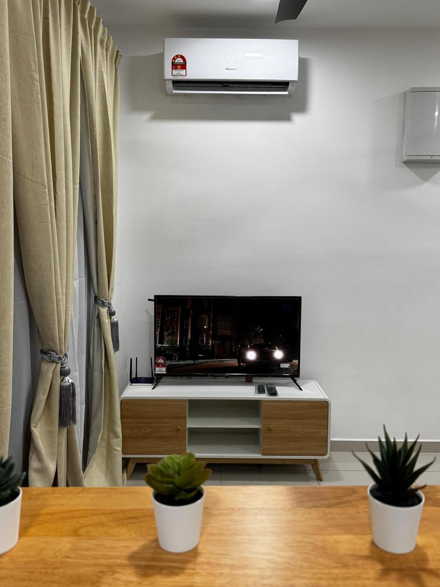 Amani Staycation Bandar Seri Alam#Studio Room Masai Exteriör bild